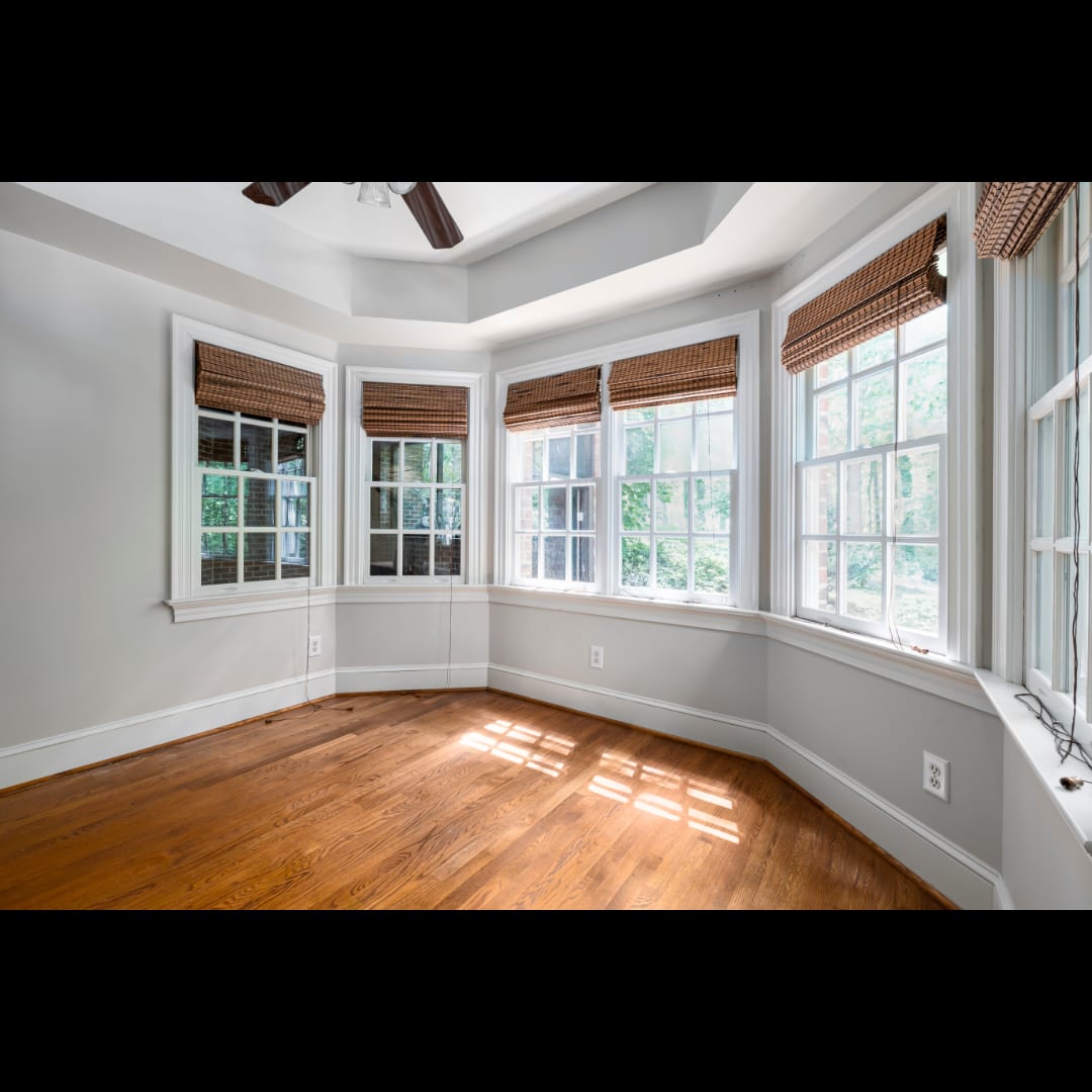 LB Roofing, window installation